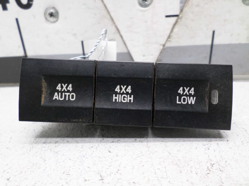 Изображение товара 137859 - 00137859 pereklyuchatel polnogo privoda BMW 4 Series