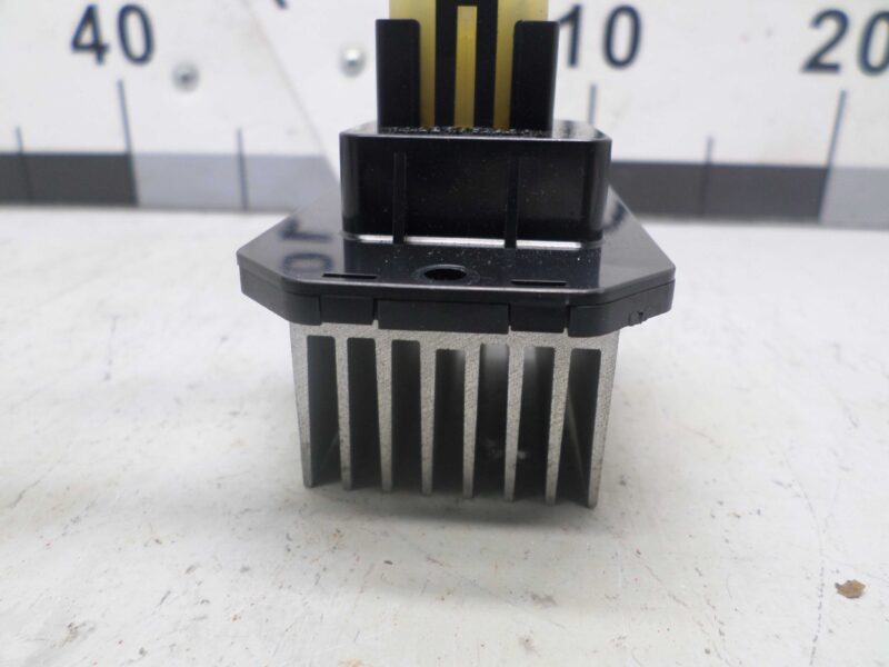 Изображение товара 137948 - 00137948 rezistor otopitelya