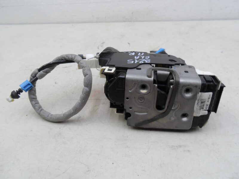 Изображение товара 137997 - 00137997 zamok dveri perednej pravoj