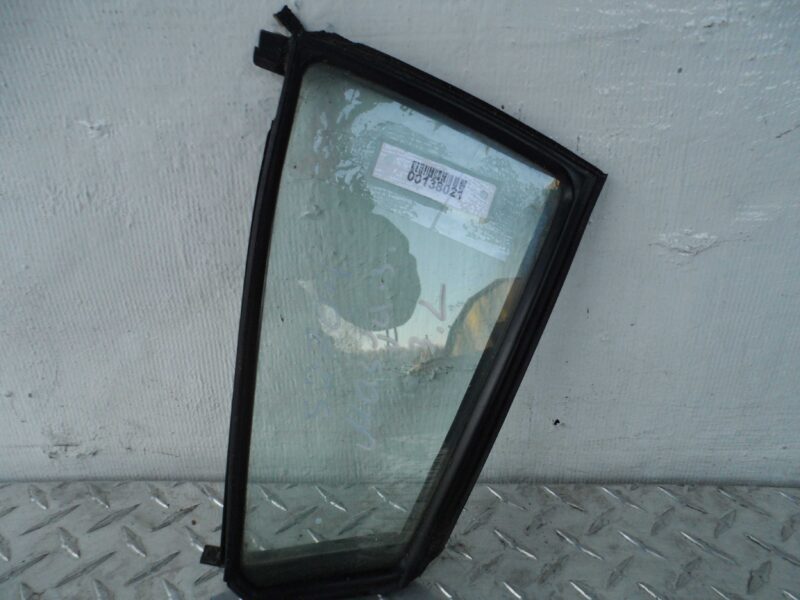 Изображение товара 138021 - 00138021 steklo dveri zadnej levoj Dodge Caravan