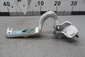 Изображение товара 138037 - 00138037 petlya kryshki bagazhnika Dodge Journey 2