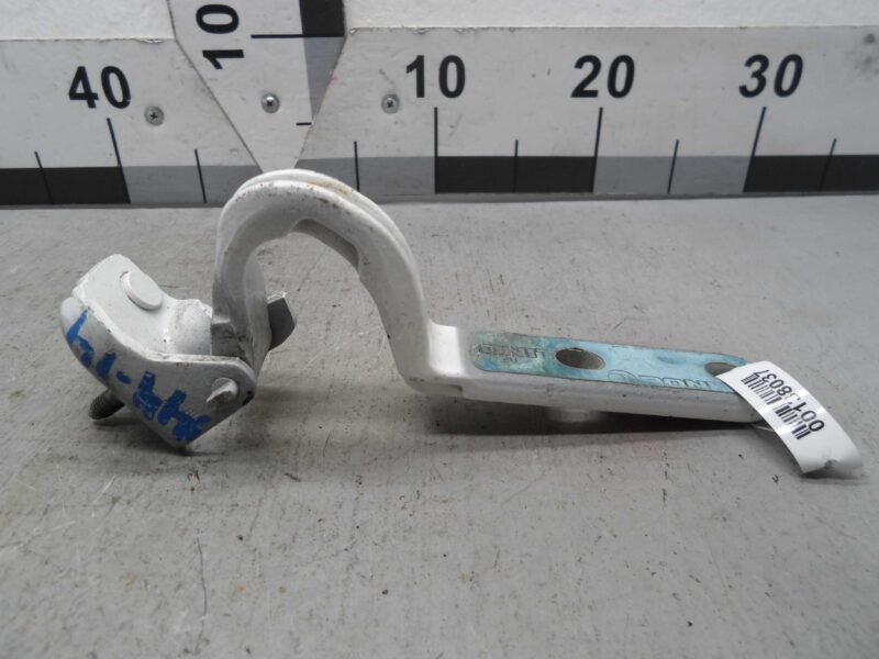 Изображение товара 138037 - 00138037 petlya kryshki bagazhnika Dodge Journey