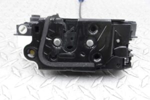 Изображение товара 138042 - 00138042 zamok dveri zadnej levoj Volkswagen Lupo 3