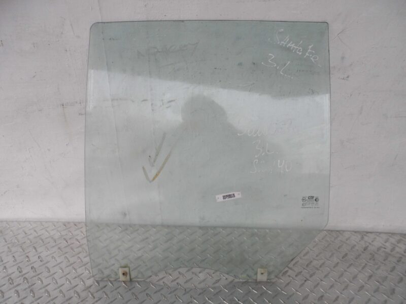 Изображение товара 138045 - 00138045 steklo dveri zadnej levoj