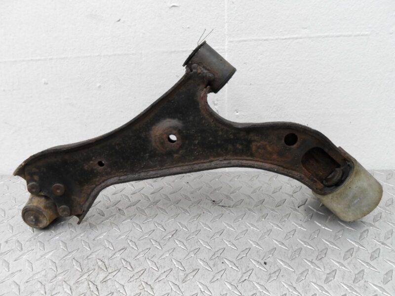 Изображение товара 138099 - 00138099 rychag perednij pravyj nizhnij Pontiac Vibe