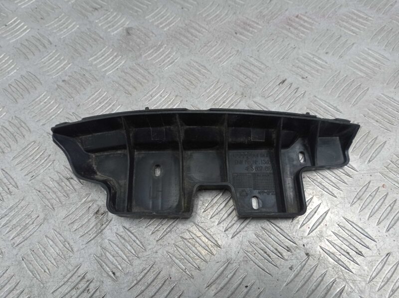 Изображение товара 138389 - 00138389 kronshtejn zadnego bampera