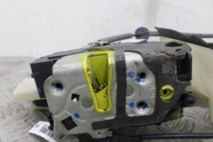 Изображение товара 138573 - 00138573 zamok dveri perednej pravoj 3