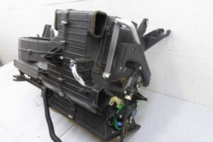 Изображение товара 138934 - 00138934 korpus otopitelya (pechki) 2