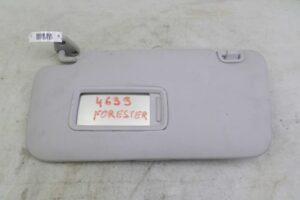 Изображение товара 139133 - 00139133 kozyrek solntsezaschitnyj Peugeot 107