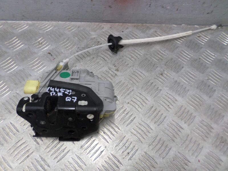 Изображение товара 139182 - 00139182 zamok dveri perednej pravoj