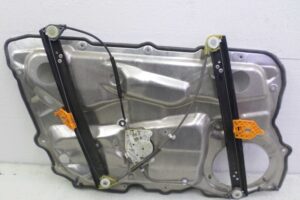 Изображение товара 139196 - 00139196 steklopodemnik perednij pravyj 