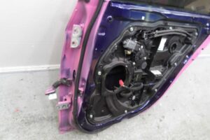 Изображение товара 139251 - 00139251 dver zadnyaya pravaya 4