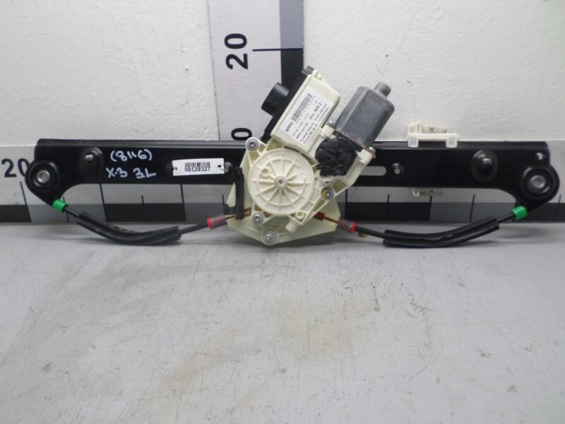 Изображение товара 139327 - 00139327 steklopodemnik zadnij levyj