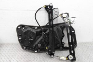 Изображение товара 139331 - 00139331 steklopodemnik perednij pravyj Volkswagen Lupo 1