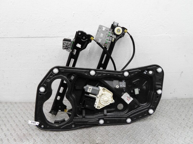 Изображение товара 139331 - 00139331 steklopodemnik perednij pravyj Volkswagen Lupo