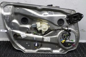 Изображение товара 139379 - 00139379 steklopodemnik perednij levyj Ford Explorer