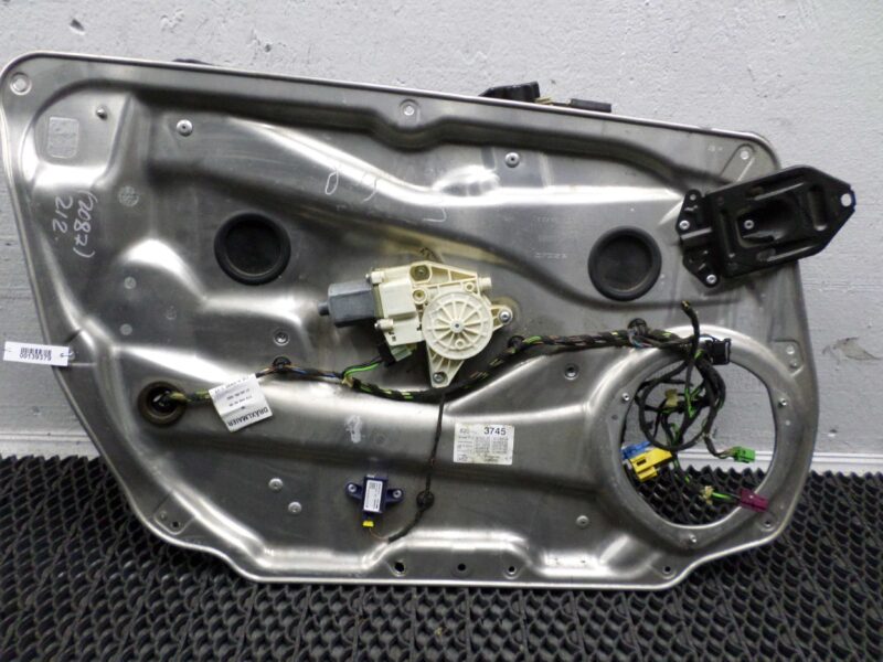 Изображение товара 139379 - 00139379 steklopodemnik perednij levyj Ford Explorer