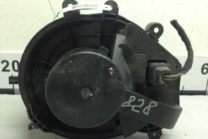 Изображение товара 139387 - 00139387 ventilyator otopitelya (motorchik pechki) Volkswagen Up 1