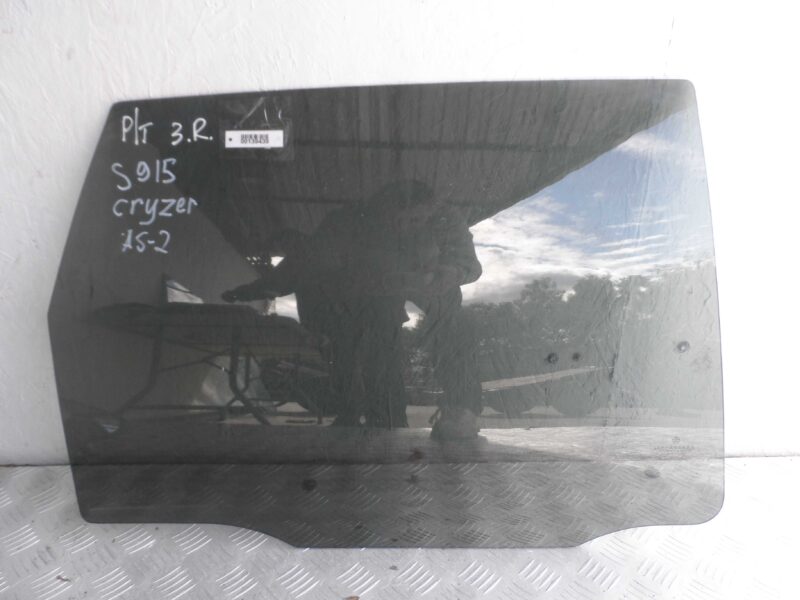 Изображение товара 139439 - 00139439 steklo dveri zadnej pravoj