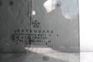 Изображение товара 139439 - 00139439 steklo dveri zadnej pravoj 1