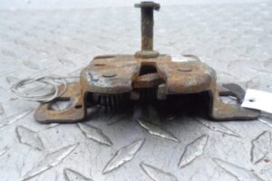 Изображение товара 139834 - 00139834 zamok kapota 1