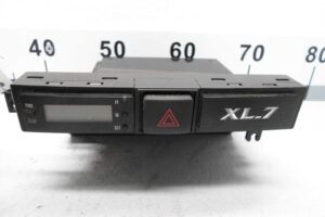 Изображение товара 139838 - 00139838 knopka avarijnoj signalizatsii Porsche Macan