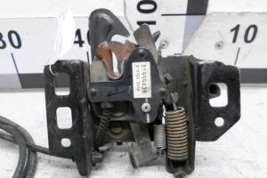 Изображение товара 139848 - 00139848 zamok kapota 2