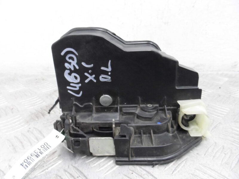 Изображение товара 139904 - 00139904 zamok dveri perednej levoj