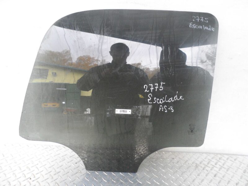 Изображение товара 139995 - 00139995 steklo dveri zadnej pravoj