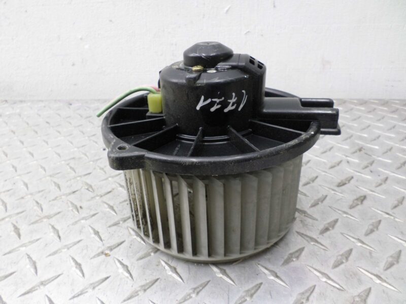 Изображение товара 140002 - 00140002 ventilyator otopitelya (motorchik pechki) Porsche Macan