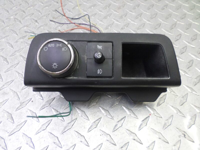 Изображение товара 140046 - 00140046 pereklyuchatel sveta