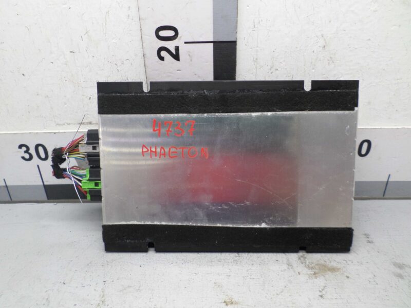 Изображение товара 140129 - 00140129 blok usilitelya muzyki Toyota Carina E