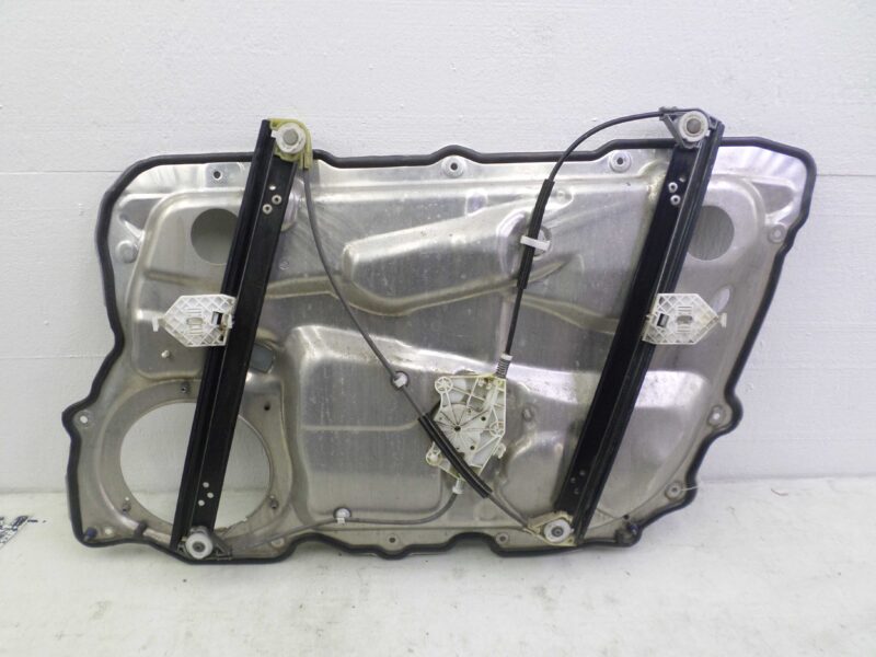 Изображение товара 140144 - 00140144 steklopodemnik perednij levyj