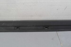 Изображение товара 140294 - 00140294 porog plastikovyj levyj Peugeot 107 2