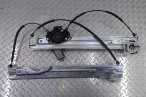 Изображение товара 140330 - 00140330 steklopodemnik perednij levyj 