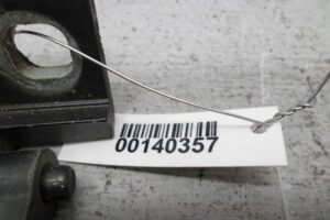 Изображение товара 140357 - 00140357 petlya dveri perednyaya Volvo V50 1
