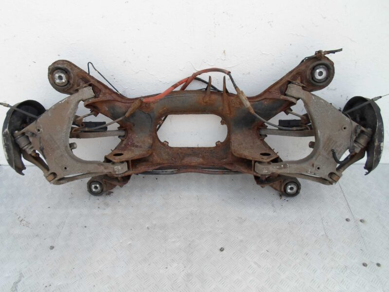 Изображение товара 140396 - 00140396 balka zadnyaya Toyota Carina E