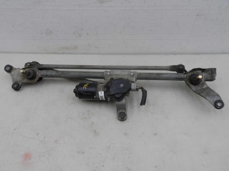 Изображение товара 140430 - 00140430 trapetsiya dvornikov Renault Logan