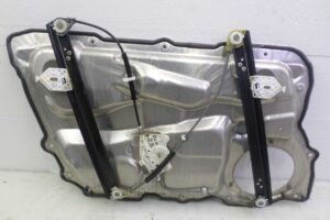 Изображение товара 140731 - 00140731 steklopodemnik perednij pravyj 