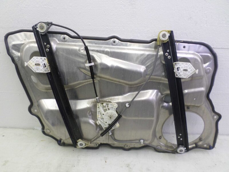 Изображение товара 140731 - 00140731 steklopodemnik perednij pravyj