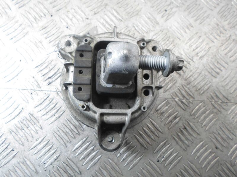 Изображение товара 140818 - 00140818 podushka krepleniya dvigatelya