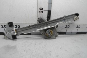 Изображение товара 140905 - 00140905 steklopodemnik perednij levyj 2