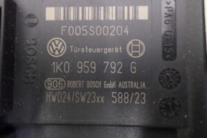 Изображение товара 141150 - 00141150 steklopodemnik perednij pravyj Volvo S40 1