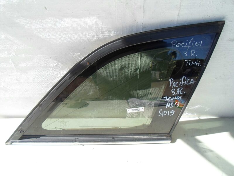 Изображение товара 141242 - 00141242 steklo kuzovnoe pravoe