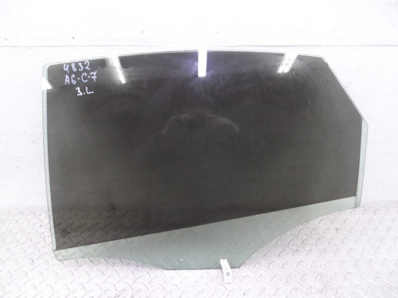 Изображение товара 141247 - 00141247 steklo dveri zadnej levoj