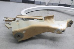 Изображение товара 141261 - 00141261 petlya kryshki bagazhnika 2