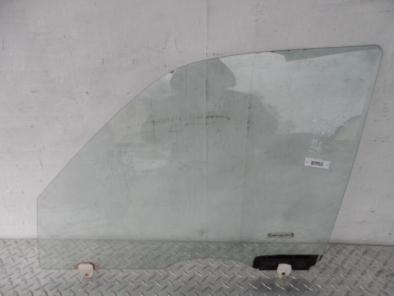 Изображение товара 141418 - 00141418 steklo dveri perednej levoj Renault Duster