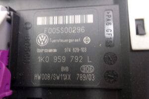 Изображение товара 141708 - 00141708 steklopodemnik perednij levyj Volvo S40 1