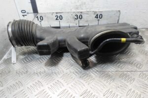 Изображение товара 141924 - 00141924 vozdukhovod Audi Q5 3