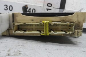 Изображение товара 142005 - 00142005 blok predokhranitelej Subaru Legacy 1